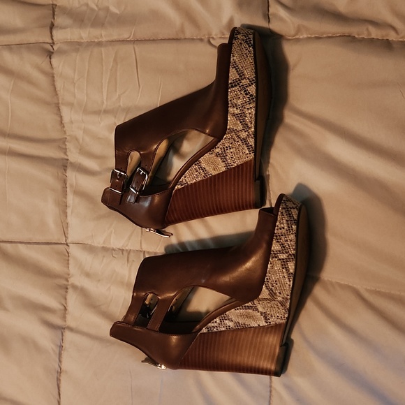 Wedges - Picture 3 of 4